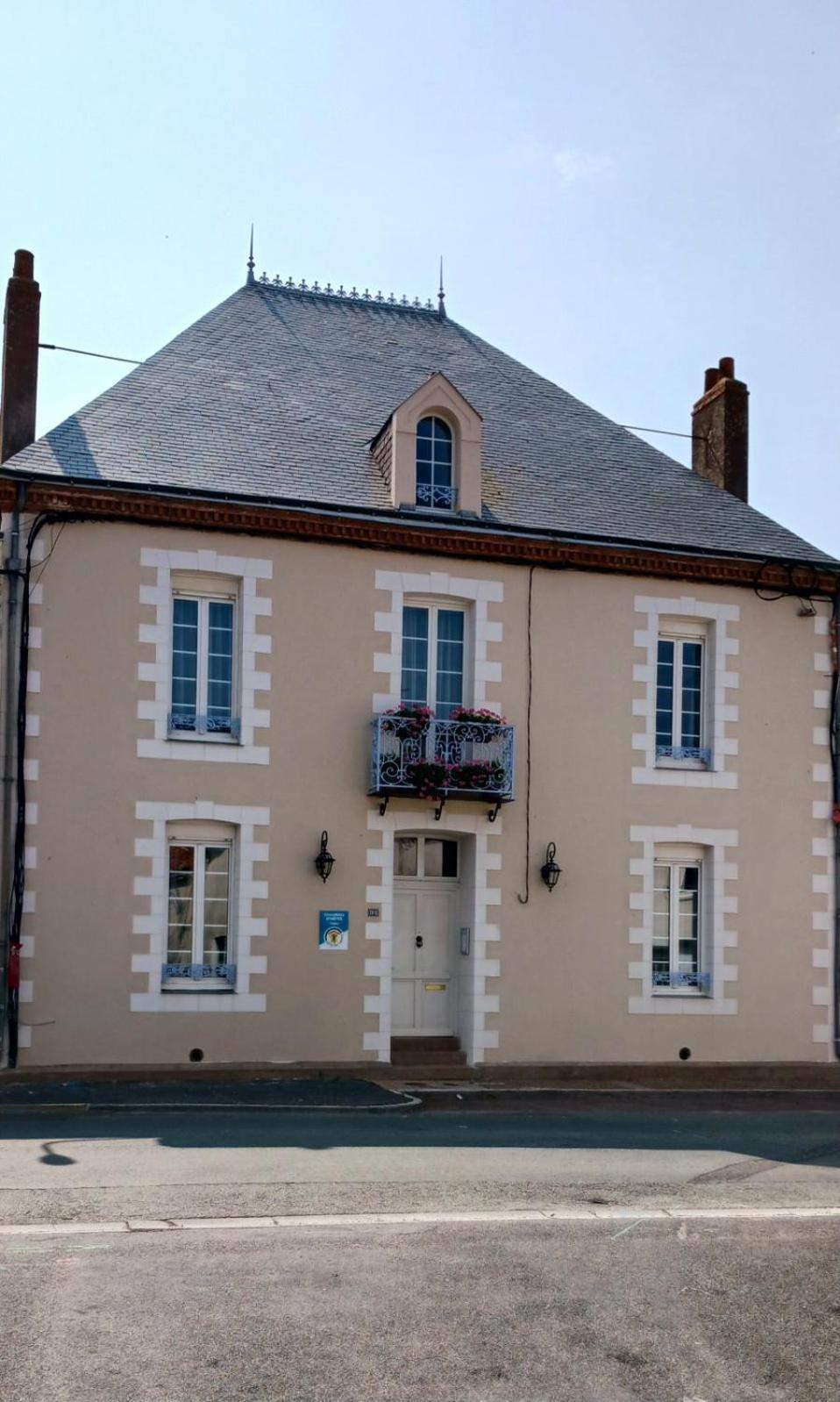 Le Griffon 1855 Hotel Saint-Laurent-Des-Autels Eksteriør billede